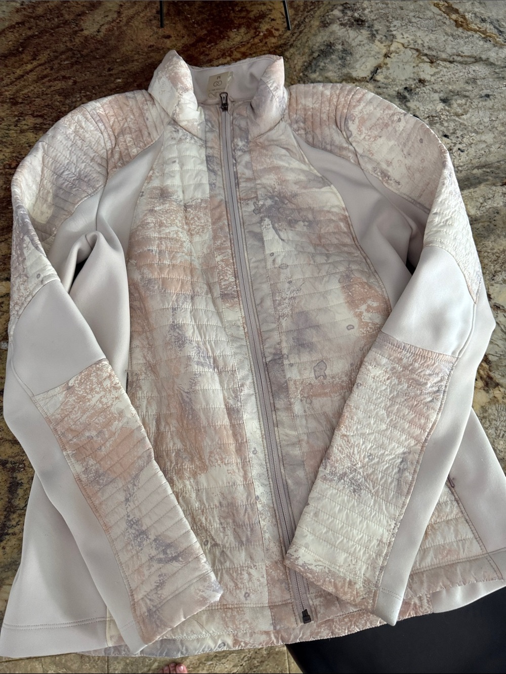 CALIA by Carrie Underwood Light Blush Quilted Hybrid Jacket - Picture 1 of 3
